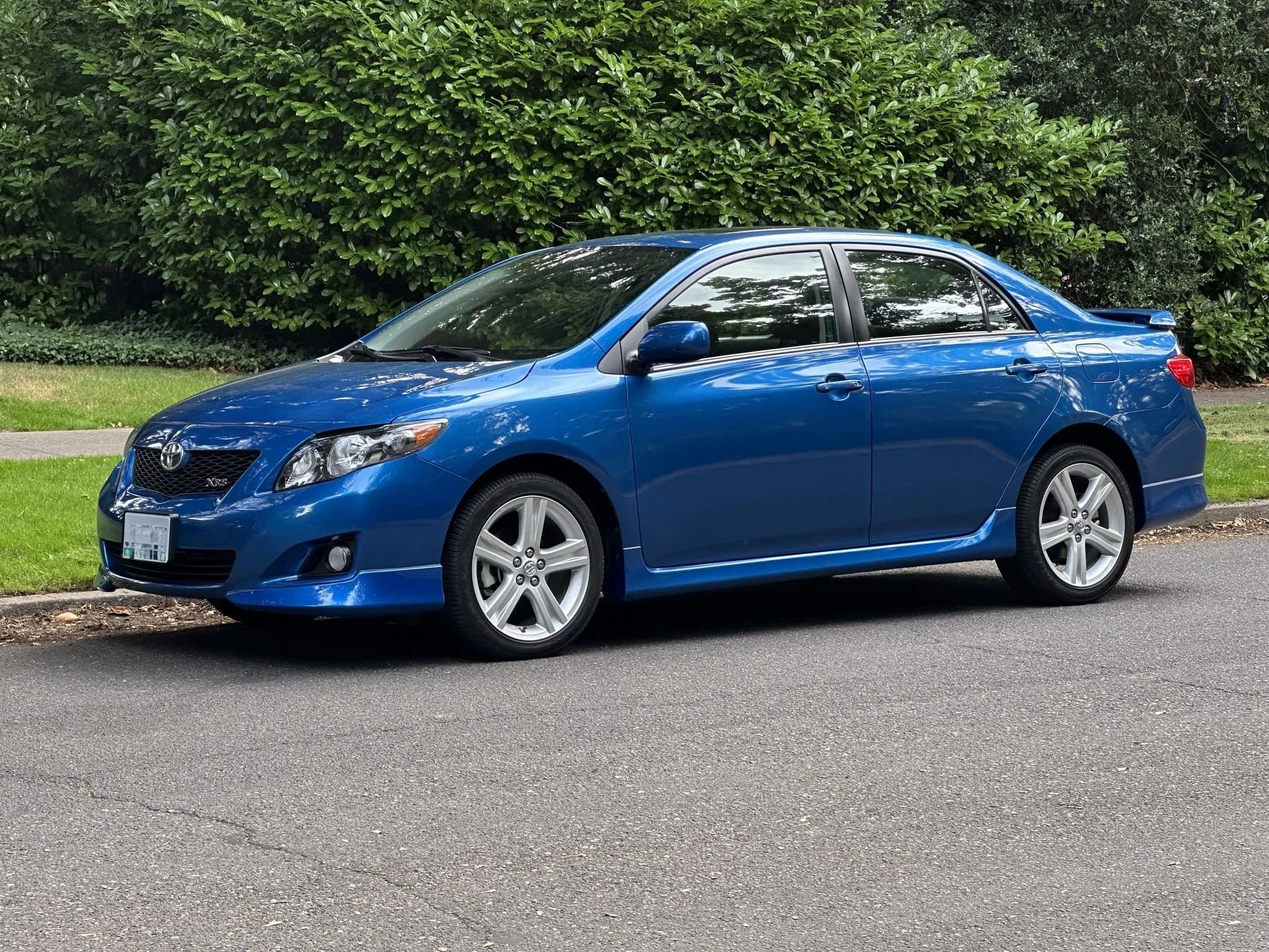2009 Toyota Corolla XRS exterior