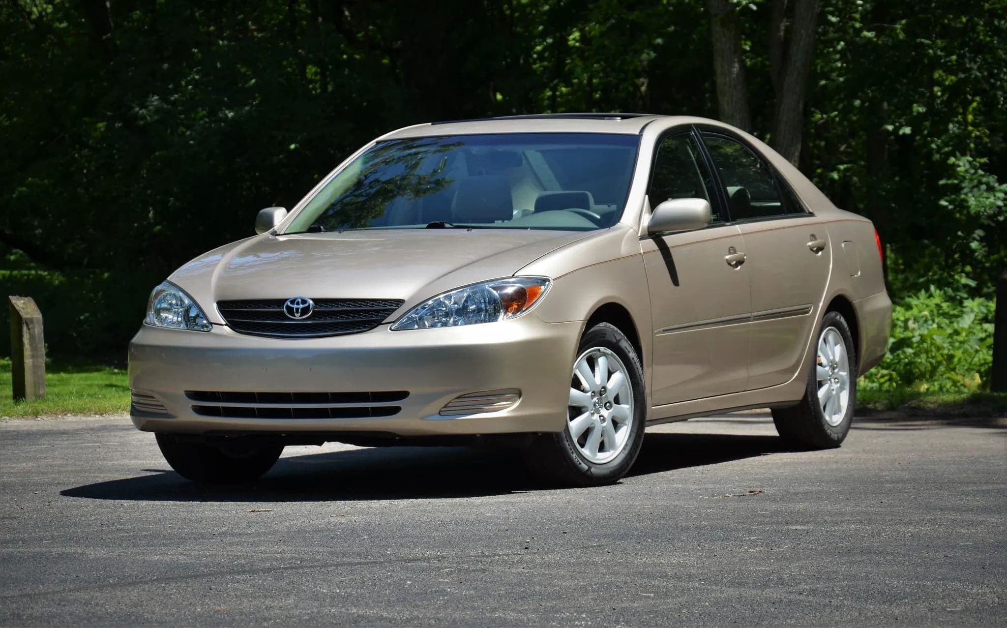 2002 Toyota Camry XLE V6, view