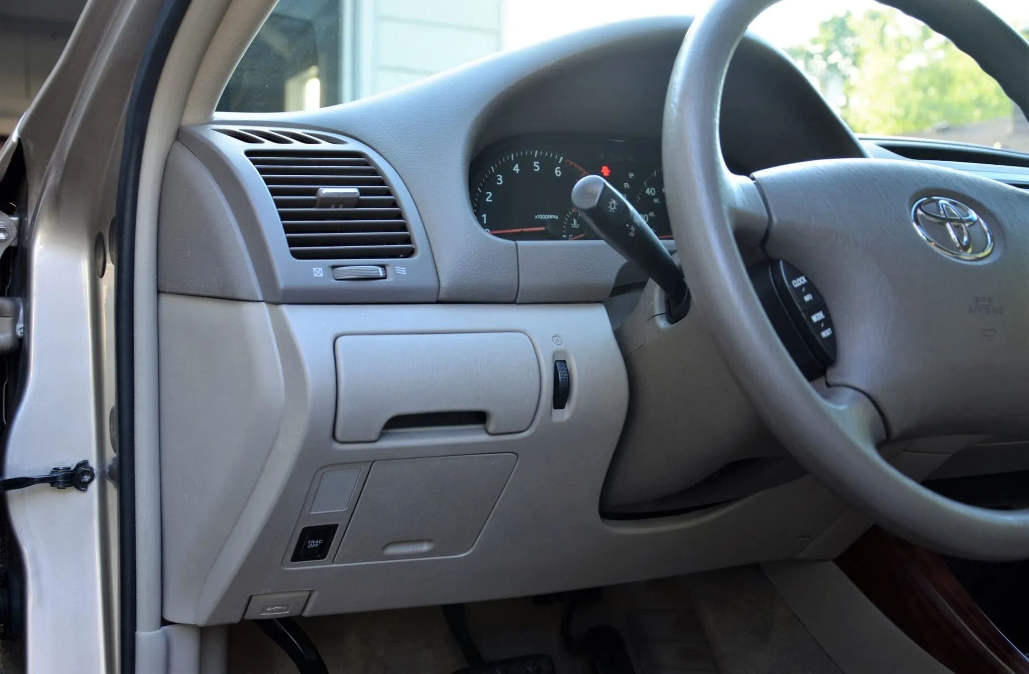 2002 Toyota Camry XLE V6, view
