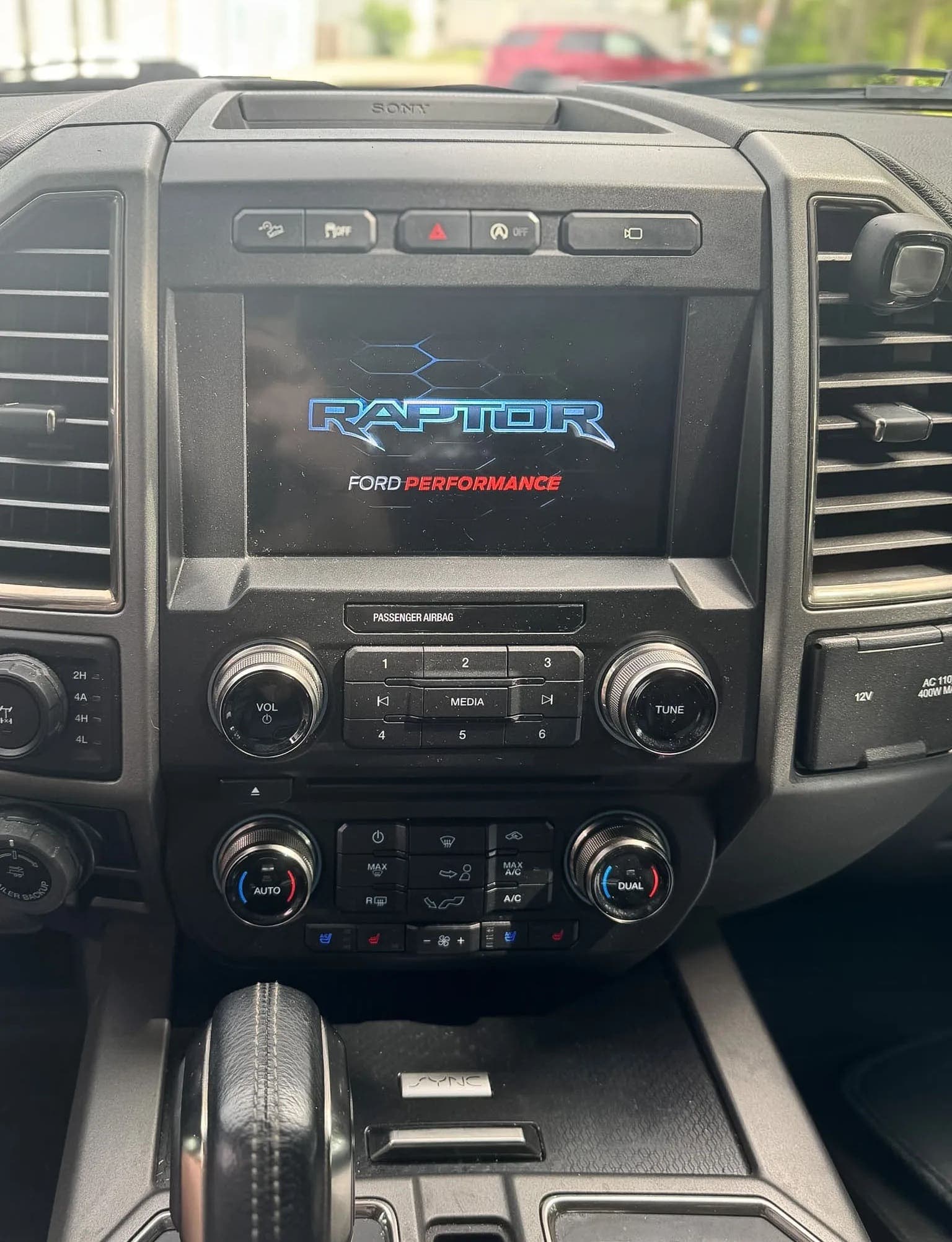 2017 Ford F-150 Raptor Super Crew, view
