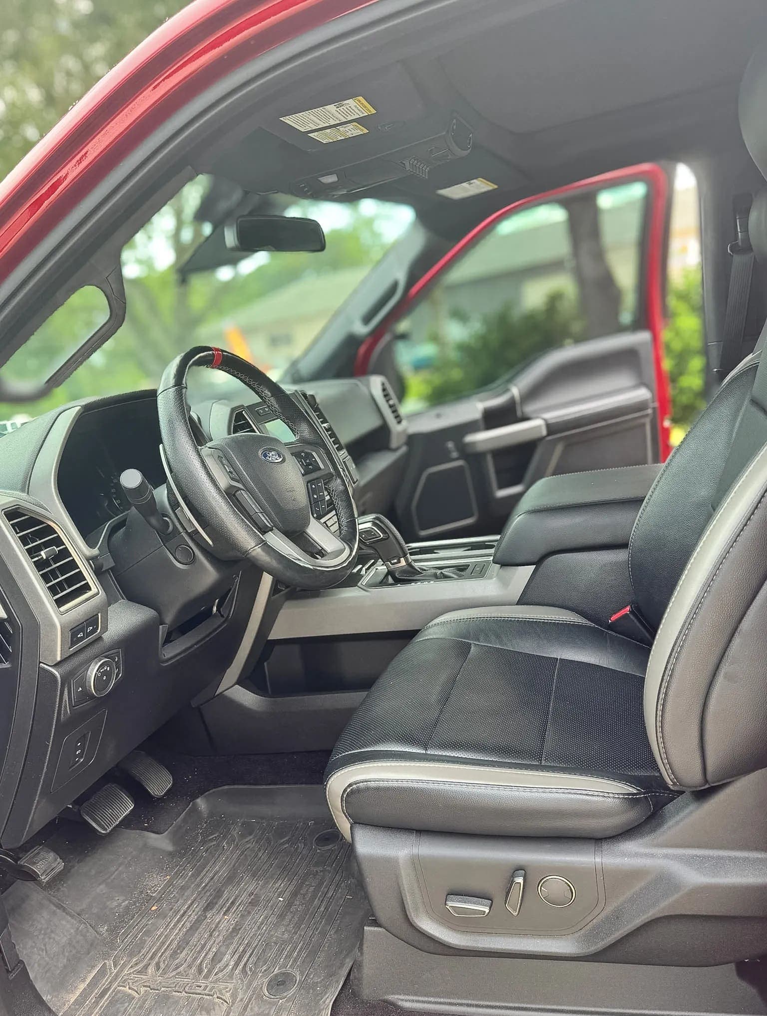2017 Ford F-150 Raptor Super Crew | Main Street Motors Crossville