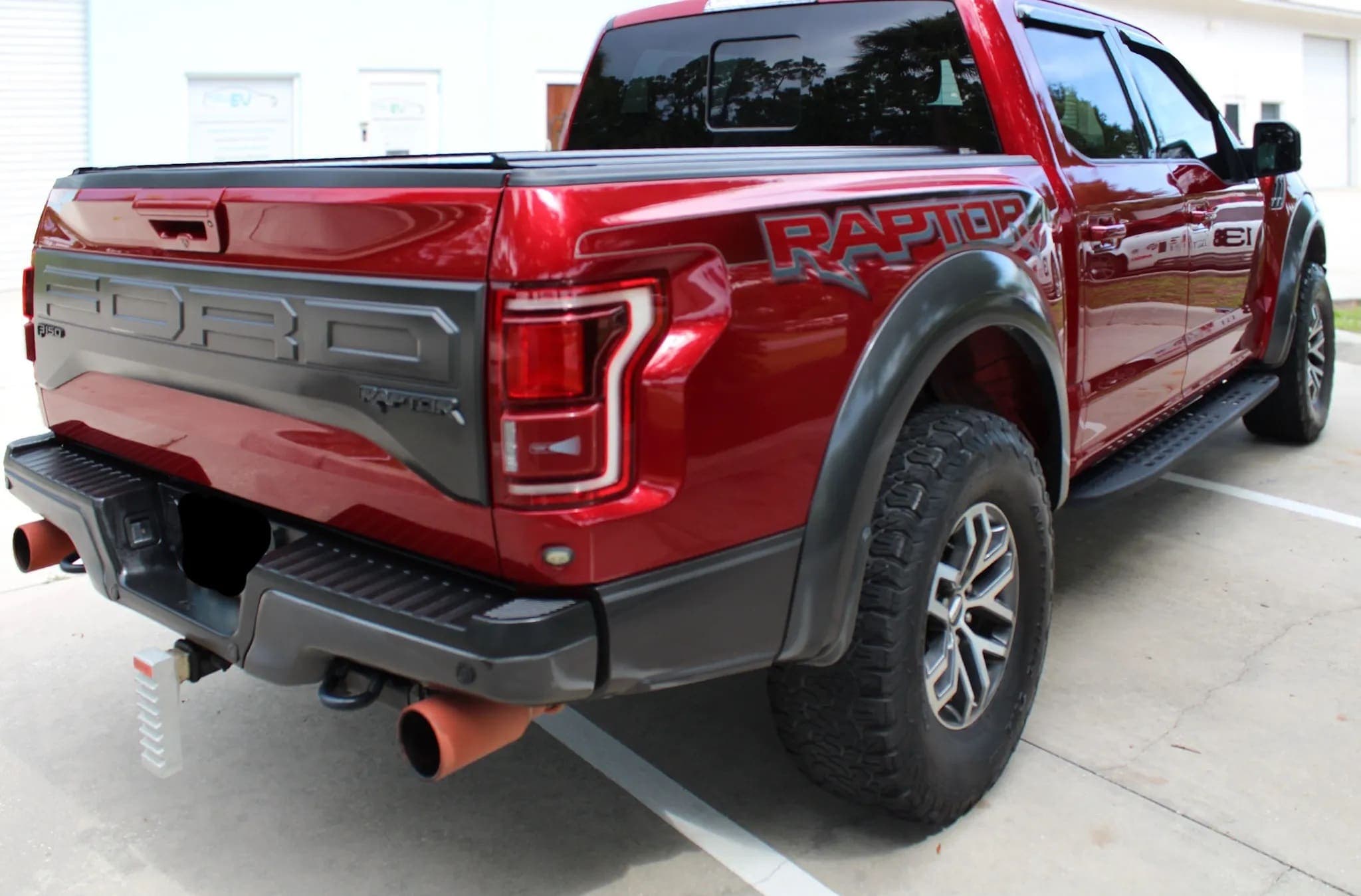 2017 Ford F-150 Raptor Super Crew | Main Street Motors Crossville